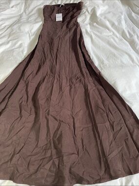 NWT Showpo Strapless Linen open back maxi Dress in Chocolate Brown